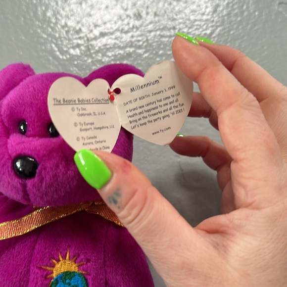 Millennium bear - great condition - rare find - Picture 3 of 3